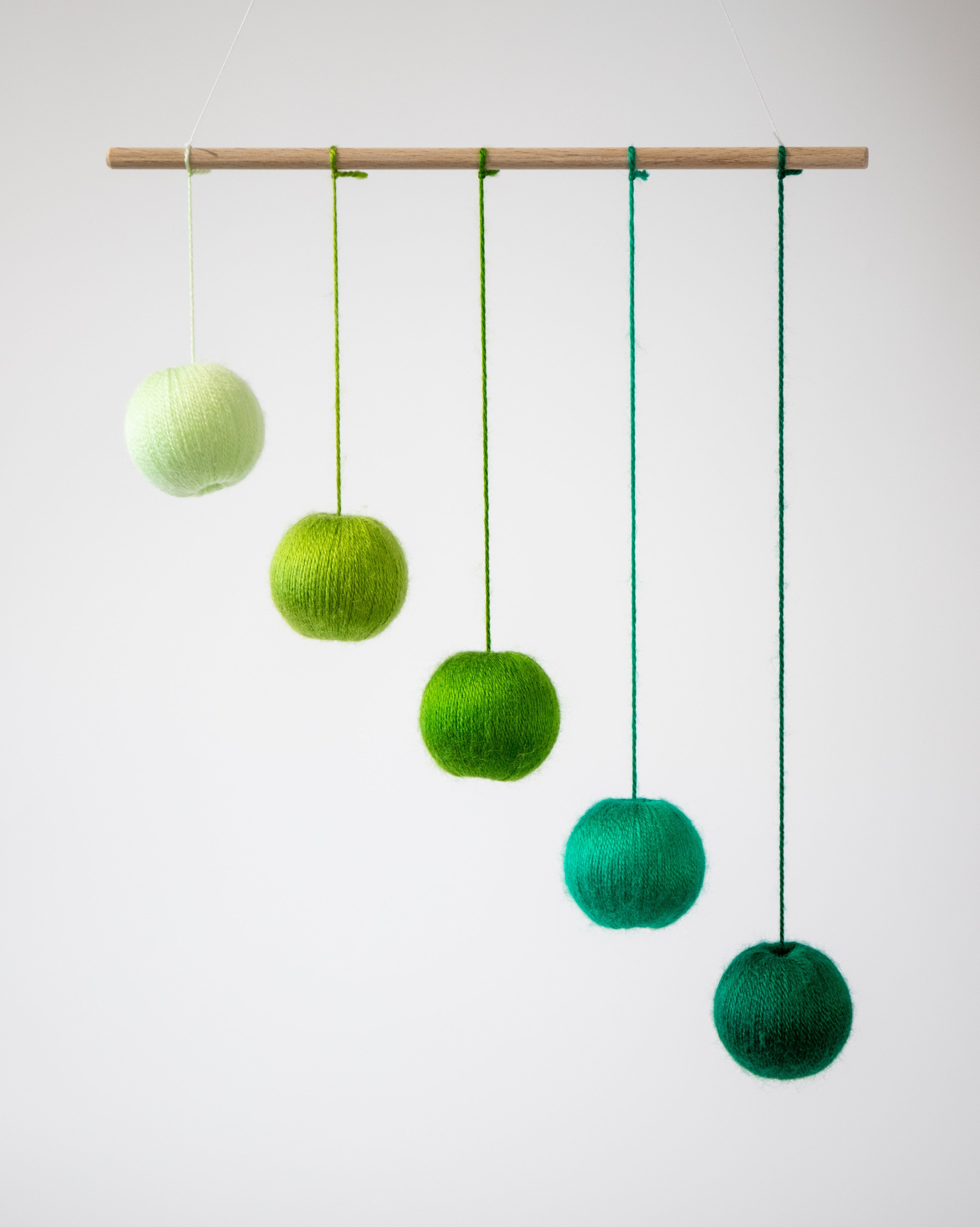 Green Gobbi mobile, Montessori mobile, Montessori toy