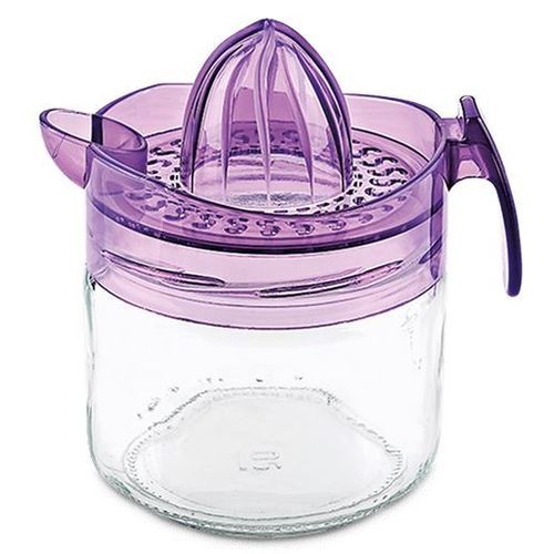 Juicer. Odšťavovač.